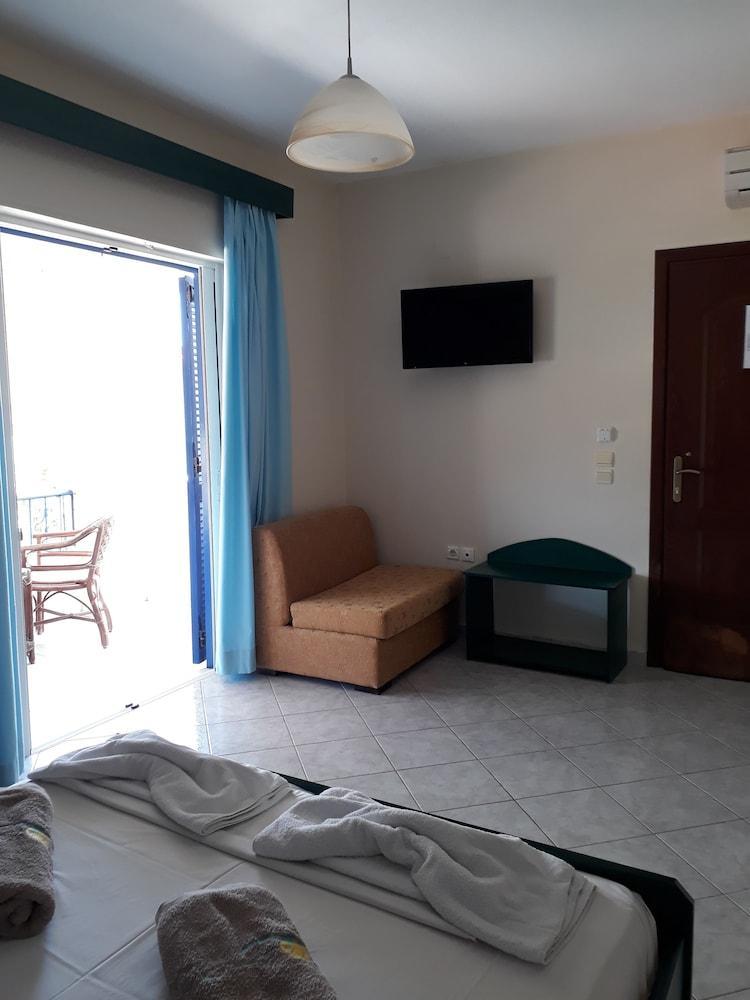La Casa Di Nonna Anna Aparthotel Nikiana Ngoại thất bức ảnh