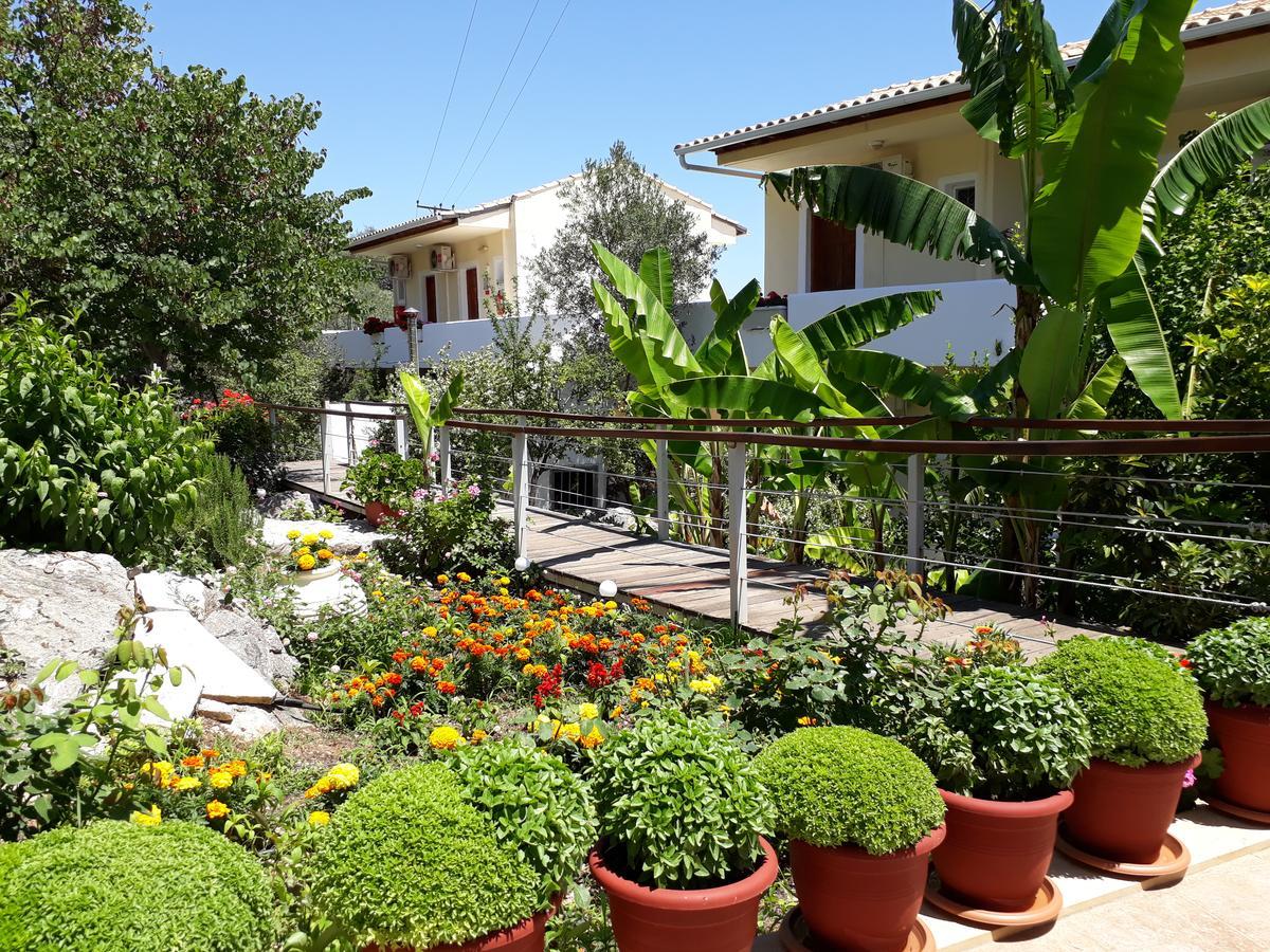 La Casa Di Nonna Anna Aparthotel Nikiana Ngoại thất bức ảnh